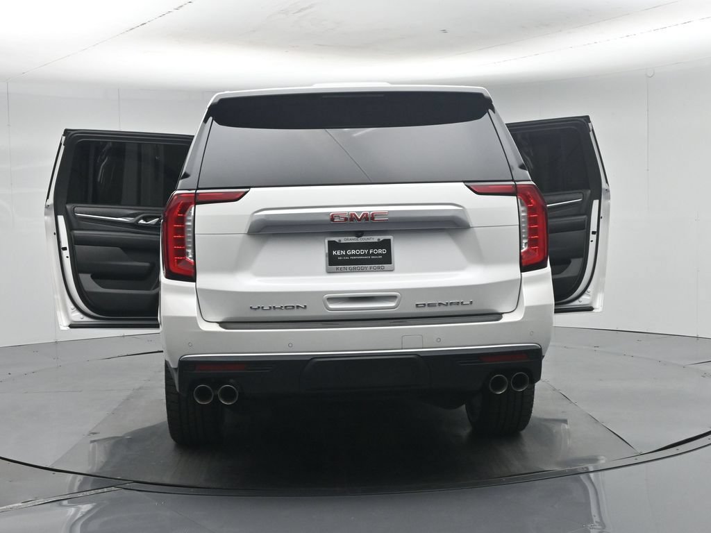 Used 2023 GMC Yukon XL Denali AWD/4WD image 35