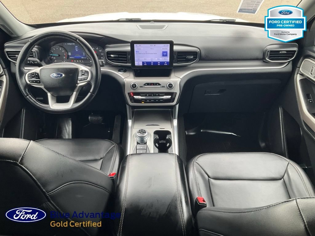 Certified 2023 Ford Explorer XLT w/ Equipment Group 202A AWD/4WD image 3