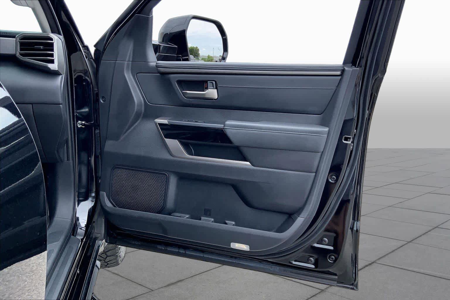 Used 2023 Toyota Tundra Limited AWD/4WD image 22