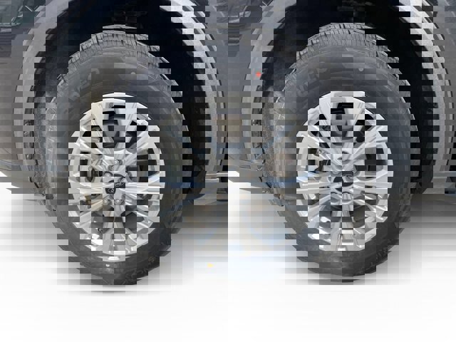 Certified 2025 Ford Escape Active image 12