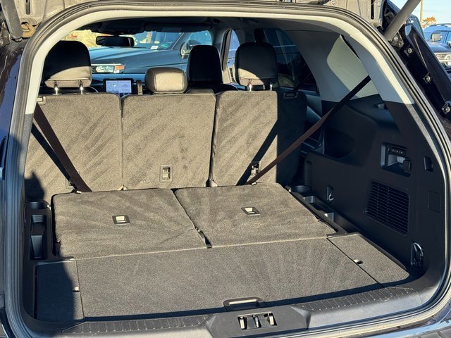 Certified 2023 Ford Explorer Limited w/ Equipment Group 301A image 20