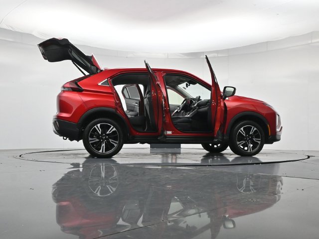 Used 2025 Mitsubishi Eclipse Cross SE AWD/4WD image 54