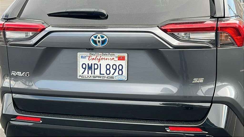 Used 2024 Toyota RAV4 SE w/ Weather & Moonroof Package AWD/4WD image 6