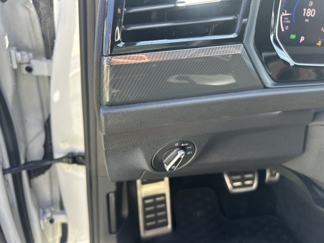 Used 2021 Volkswagen Jetta GLI Autobahn FWD image 12