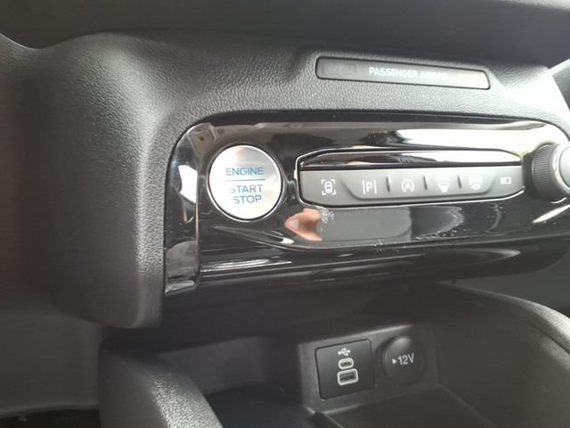 Certified 2024 Ford Escape Platinum AWD/4WD image 21