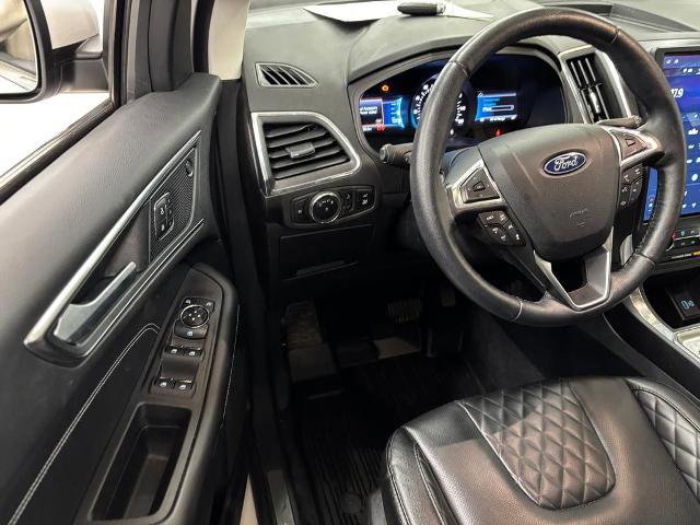 Certified 2024 Ford Edge Titanium w/ Equipment Group 301A image 9