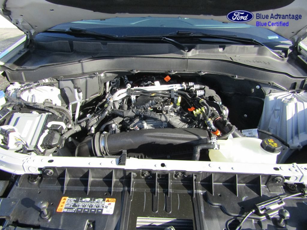 Certified 2025 Ford Explorer Active w/ Active Comfort Package AWD/4WD image 36