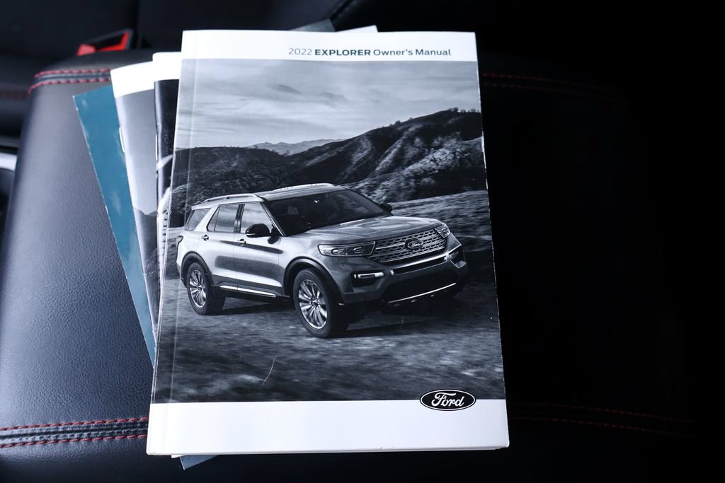 Certified 2022 Ford Explorer ST-Line w/ Class IV Trailer Tow Package RWD image 41