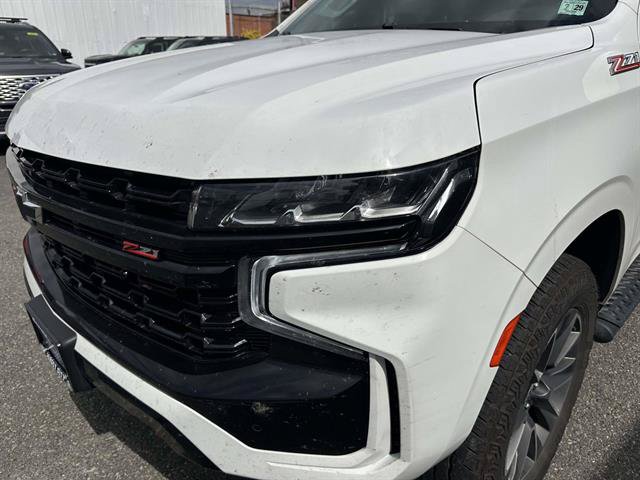 Used 2024 Chevrolet Tahoe Z71 w/ Luxury Package AWD/4WD image 5