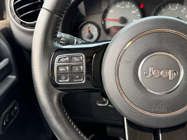Used 2017 Jeep Wrangler Unlimited Sahara AWD/4WD image 33