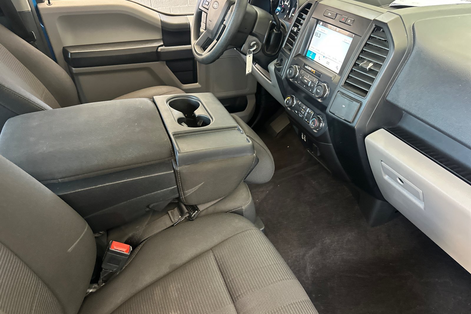 Certified 2019 Ford F150 XL w/ Equipment Group 101A Mid RWD image 15