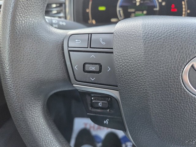 Used 2025 Toyota Camry LE image 17