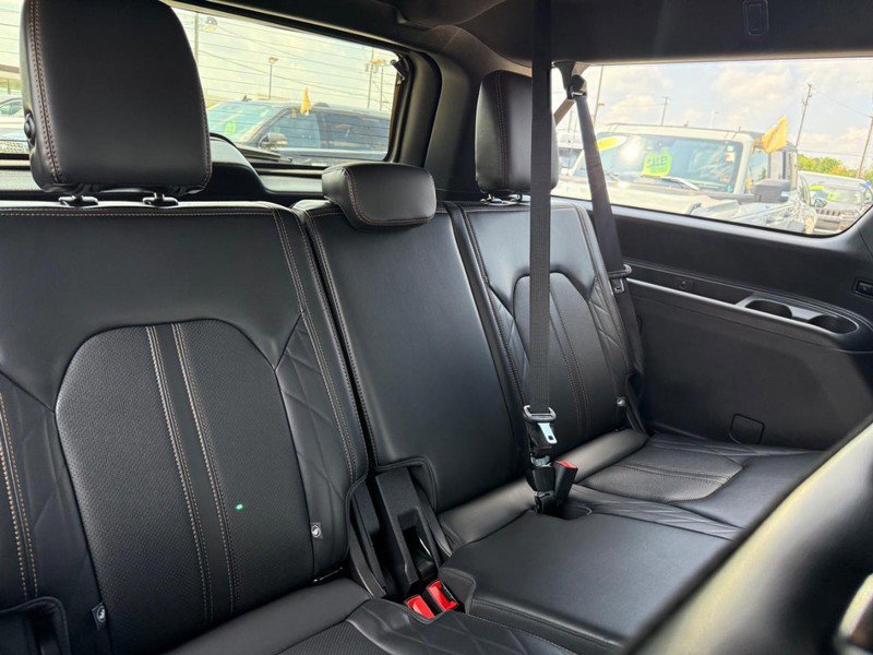 Certified 2024 Ford Expedition Max Platinum image 13