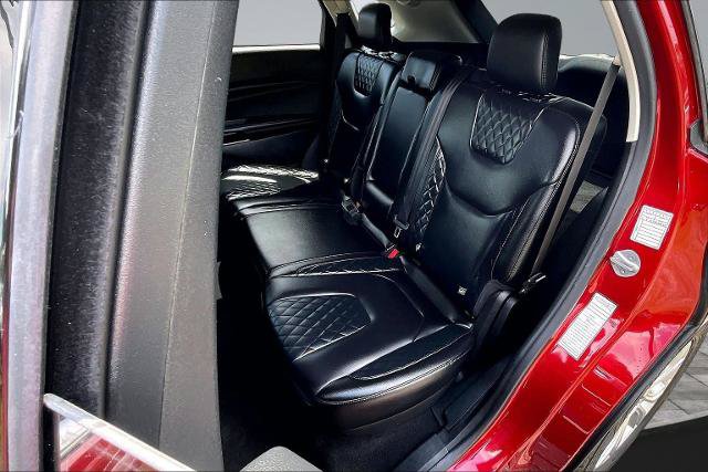 Certified 2023 Ford Edge Titanium AWD/4WD image 26