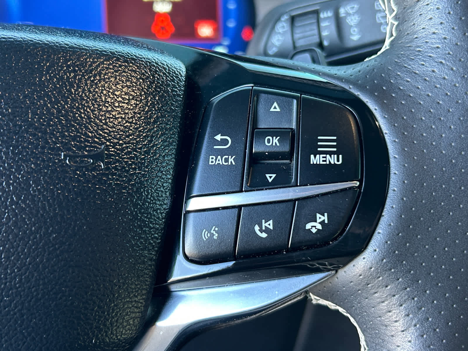 Certified 2024 Ford Explorer ST w/ Equipment Group 401A AWD/4WD image 33