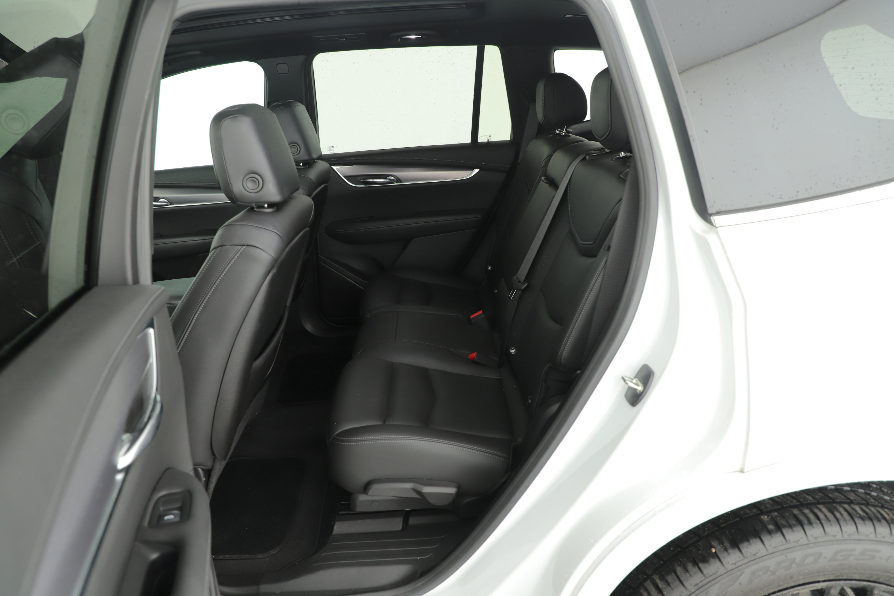 Used 2023 Cadillac XT6 Luxury image 23