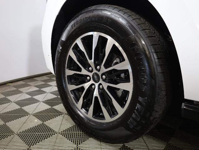 Certified 2025 Ford Expedition Platinum AWD/4WD image 39