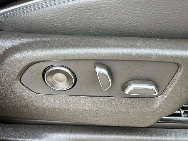 Used 2025 GMC Sierra 1500 Denali AWD/4WD image 25