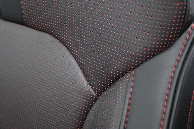 Used 2025 Honda Pilot Black Edition image 13
