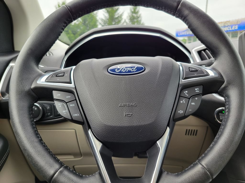 Certified 2021 Ford Edge Titanium w/ Class II Trailer Tow Package AWD/4WD image 13