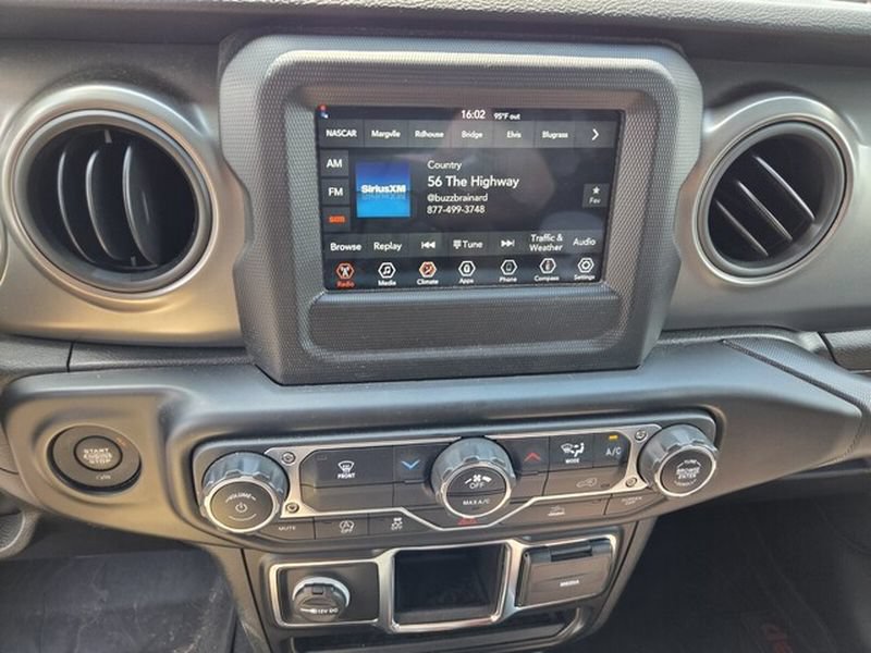 Used 2022 Jeep Wrangler Sport AWD/4WD image 24