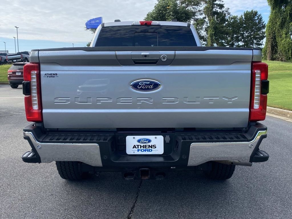 Certified 2024 Ford F250 Lariat w/ Lariat Ultimate Package AWD/4WD image 4