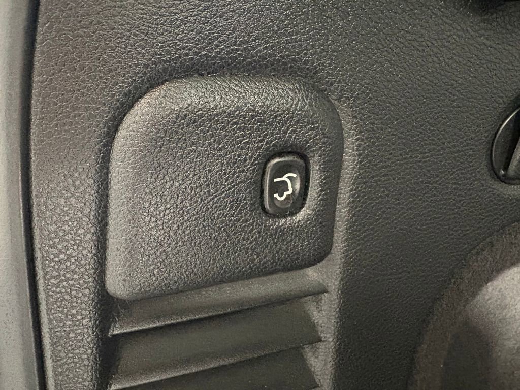 Used 2019 Jeep Grand Cherokee Limited w/ Luxury Group II image 31