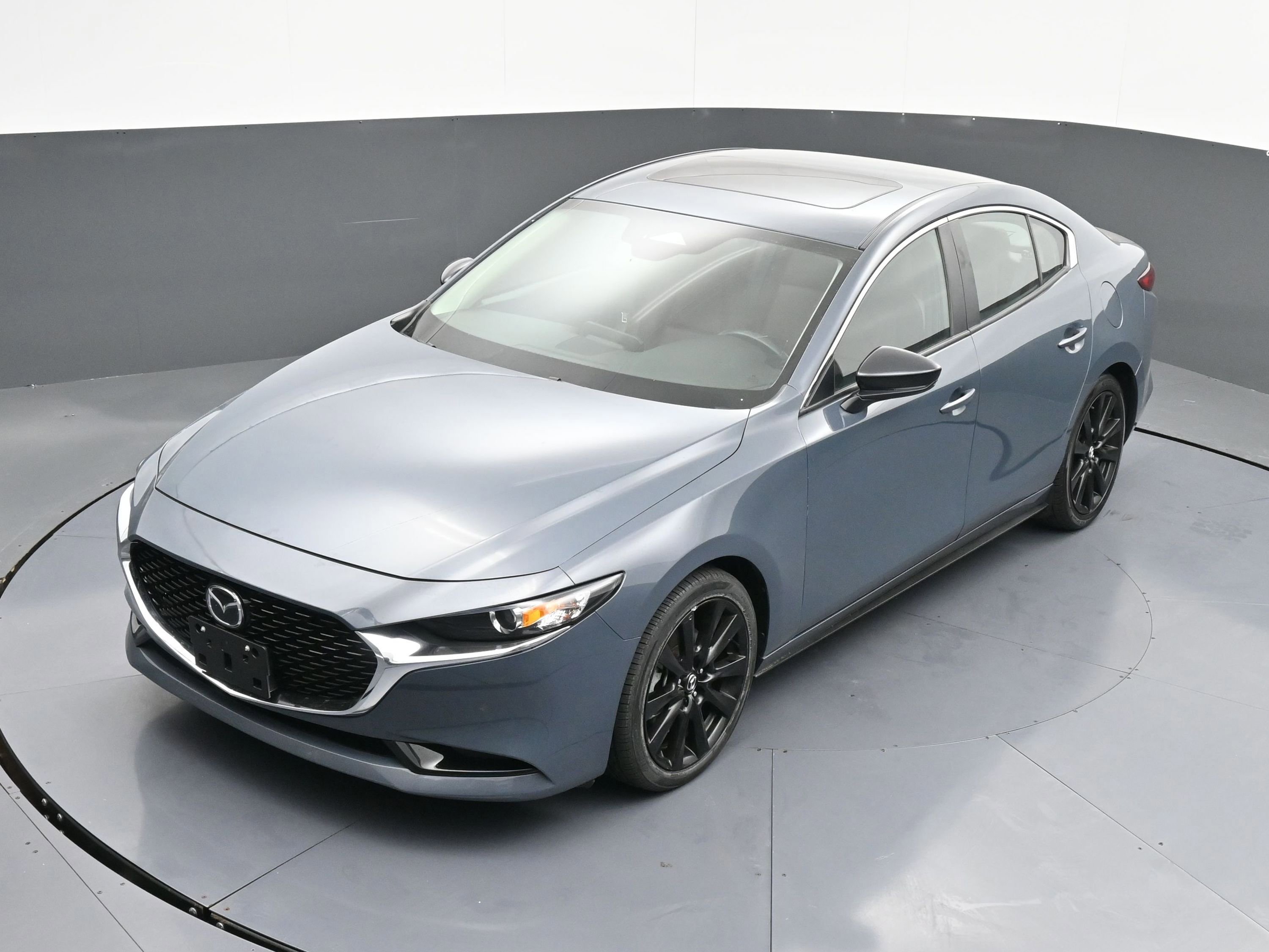 Used 2024 MAZDA MAZDA3 s image 4