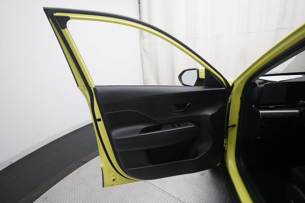 Used 2024 Hyundai Kona SEL AWD/4WD image 27