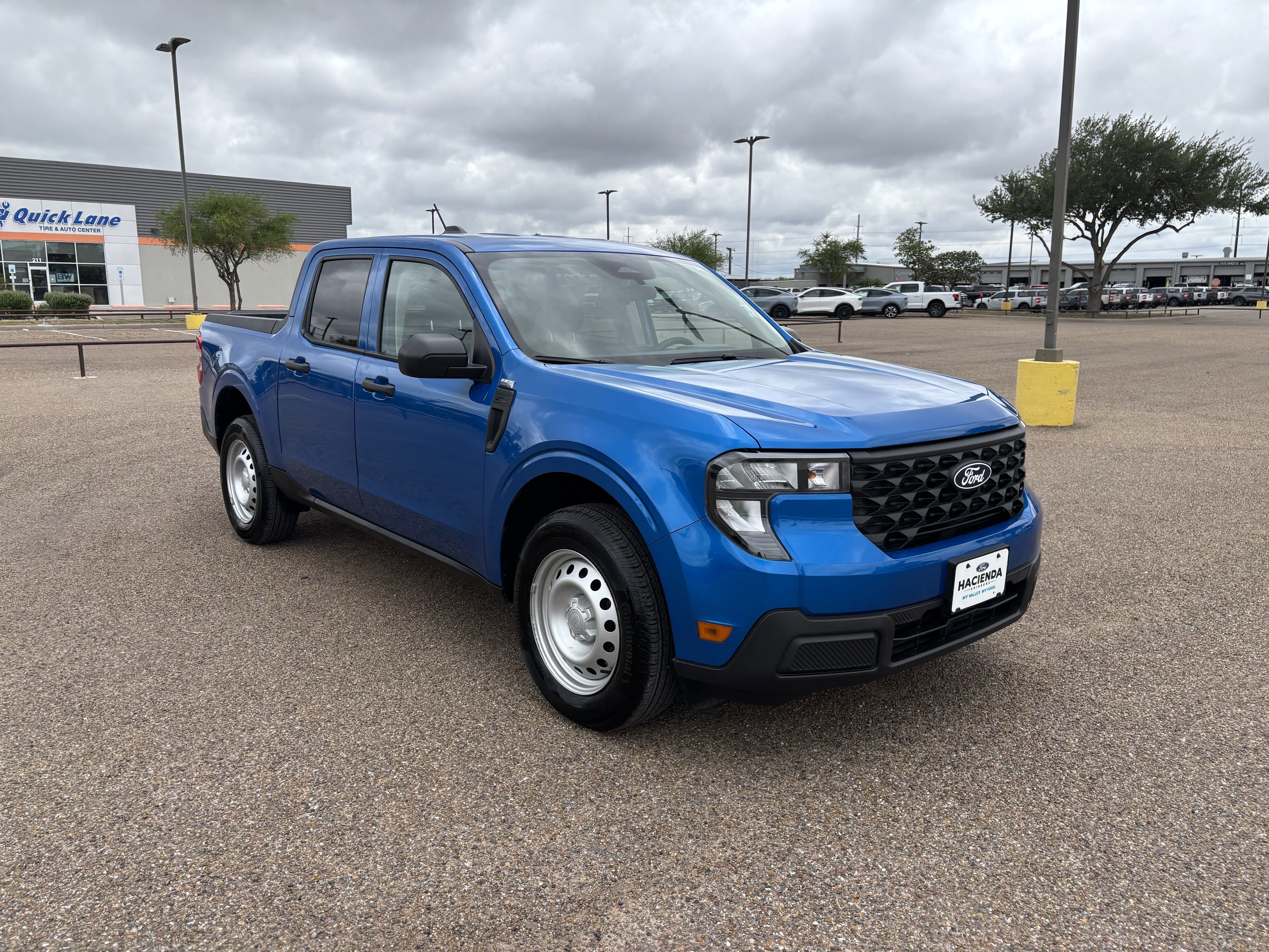 Certified 2025 Ford Maverick XL FWD image 6