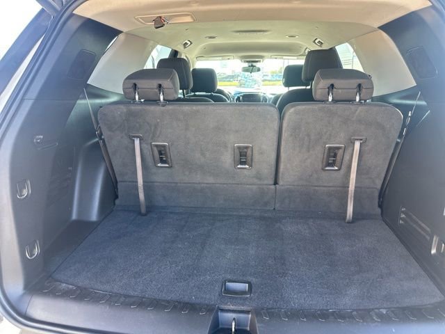 Used 2020 Chevrolet Traverse LT image 22