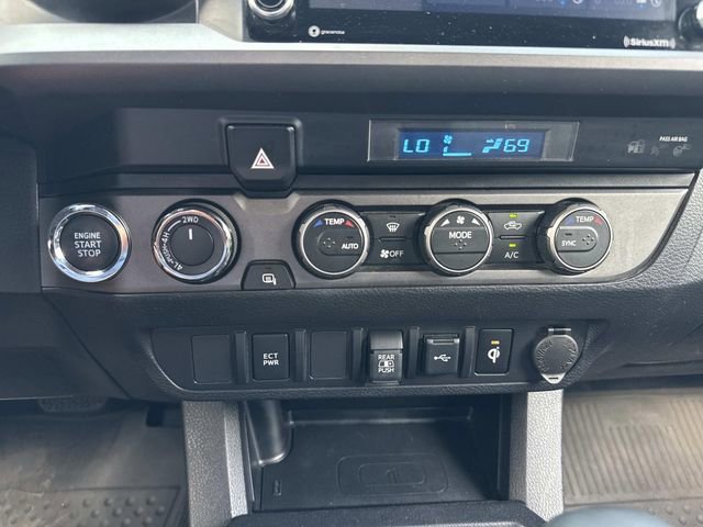 Used 2022 Toyota Tacoma TRD Off-Road image 24