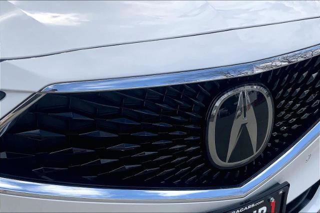 Used 2023 Acura MDX SH-AWD w/ Technology Package image 32