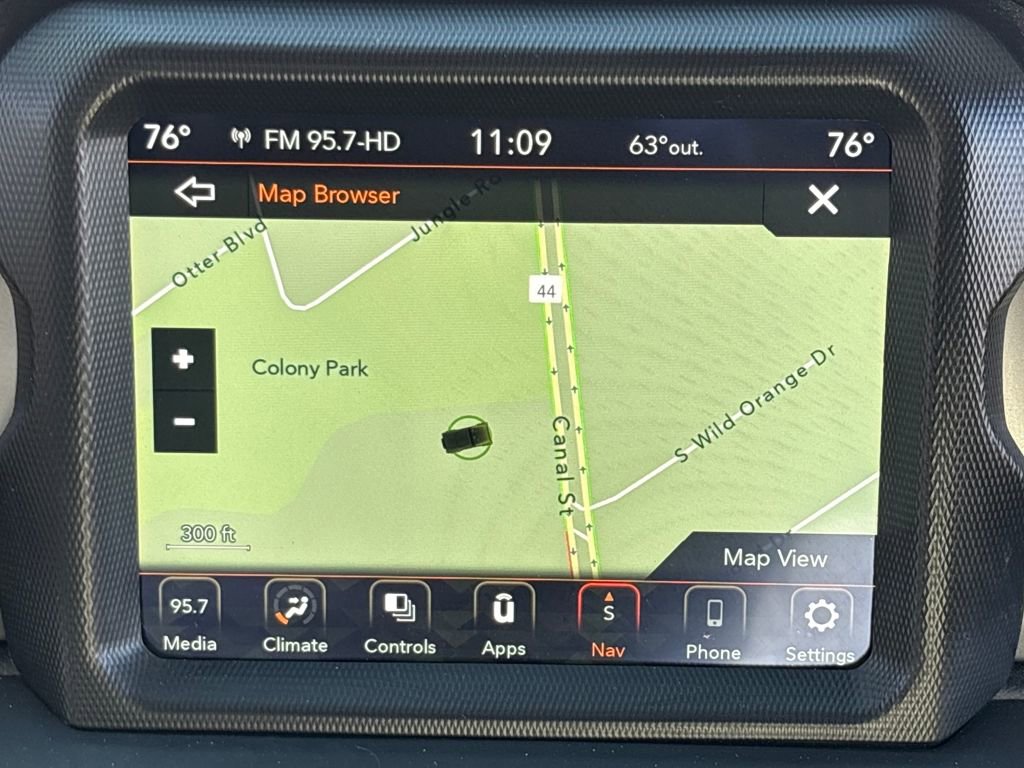 Used 2021 Jeep Wrangler Sport image 24