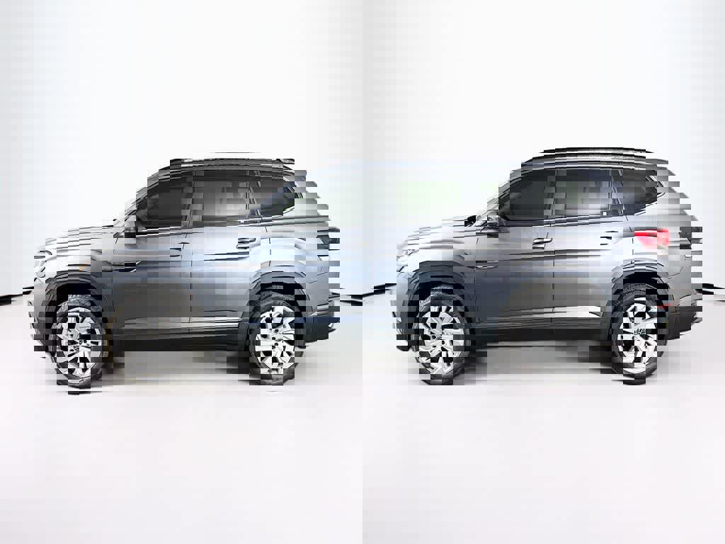 Used 2021 Volkswagen Atlas SE w/ Panoramic Sunroof Package image 4