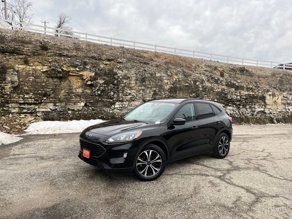 Certified 2022 Ford Escape SEL w/ SEL Stealth AWD Package image 1
