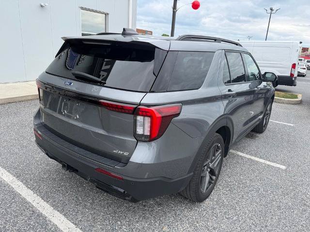 Certified 2025 Ford Explorer ST-Line w/ ST-Line Street Pack AWD/4WD image 8