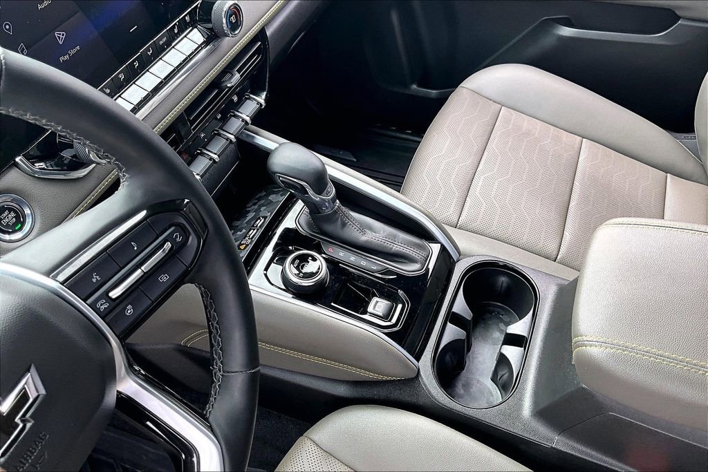 Used 2023 Chevrolet Colorado ZR2 w/ ZR2 Convenience Package III image 15