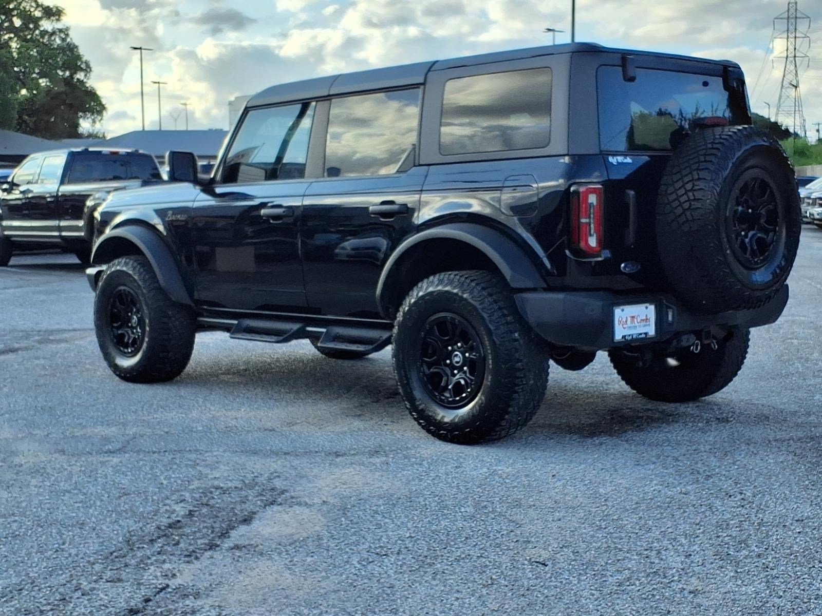 Certified 2023 Ford Bronco Wildtrak AWD/4WD image 7