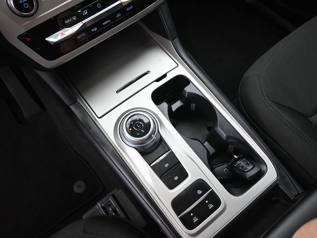 Certified 2023 Ford Explorer XLT RWD image 25