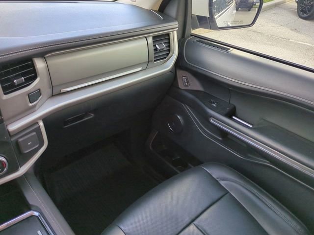 Certified 2022 Ford Expedition XLT RWD image 17