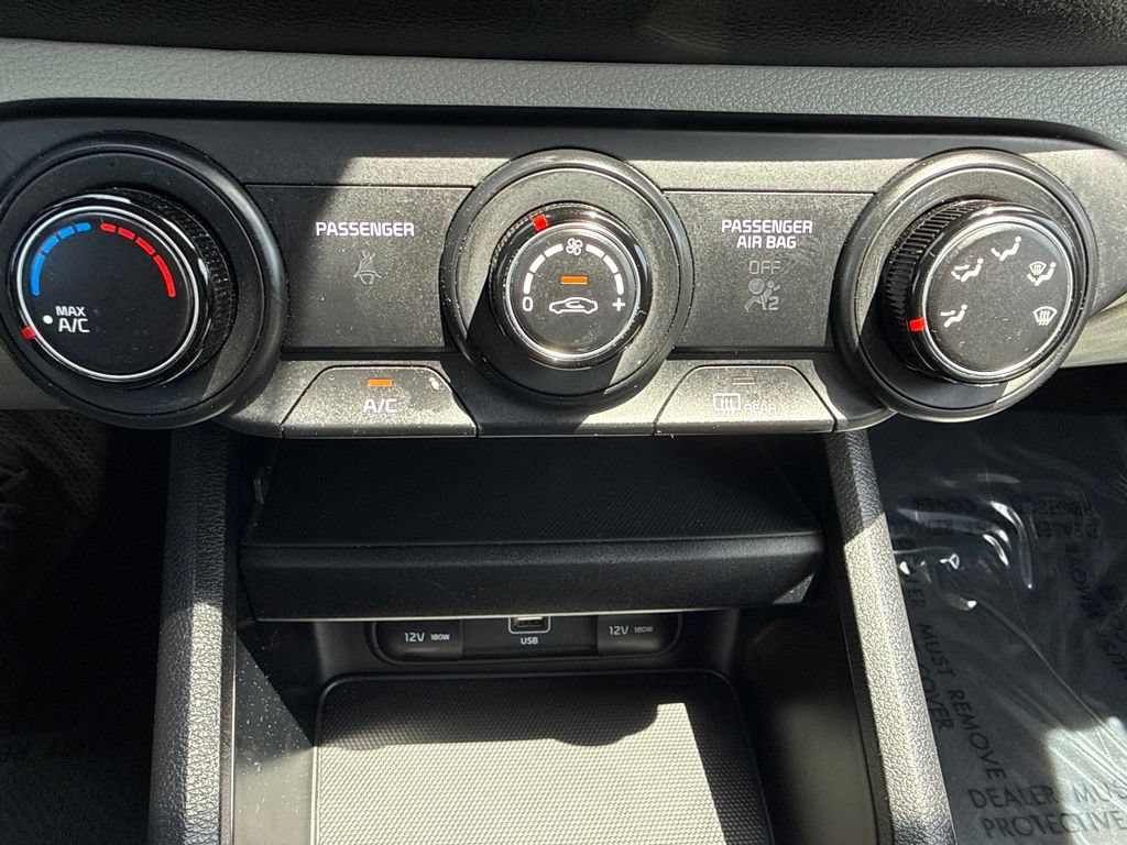 Used 2023 Kia Forte LXS w/ LXS Technology Package FWD image 25
