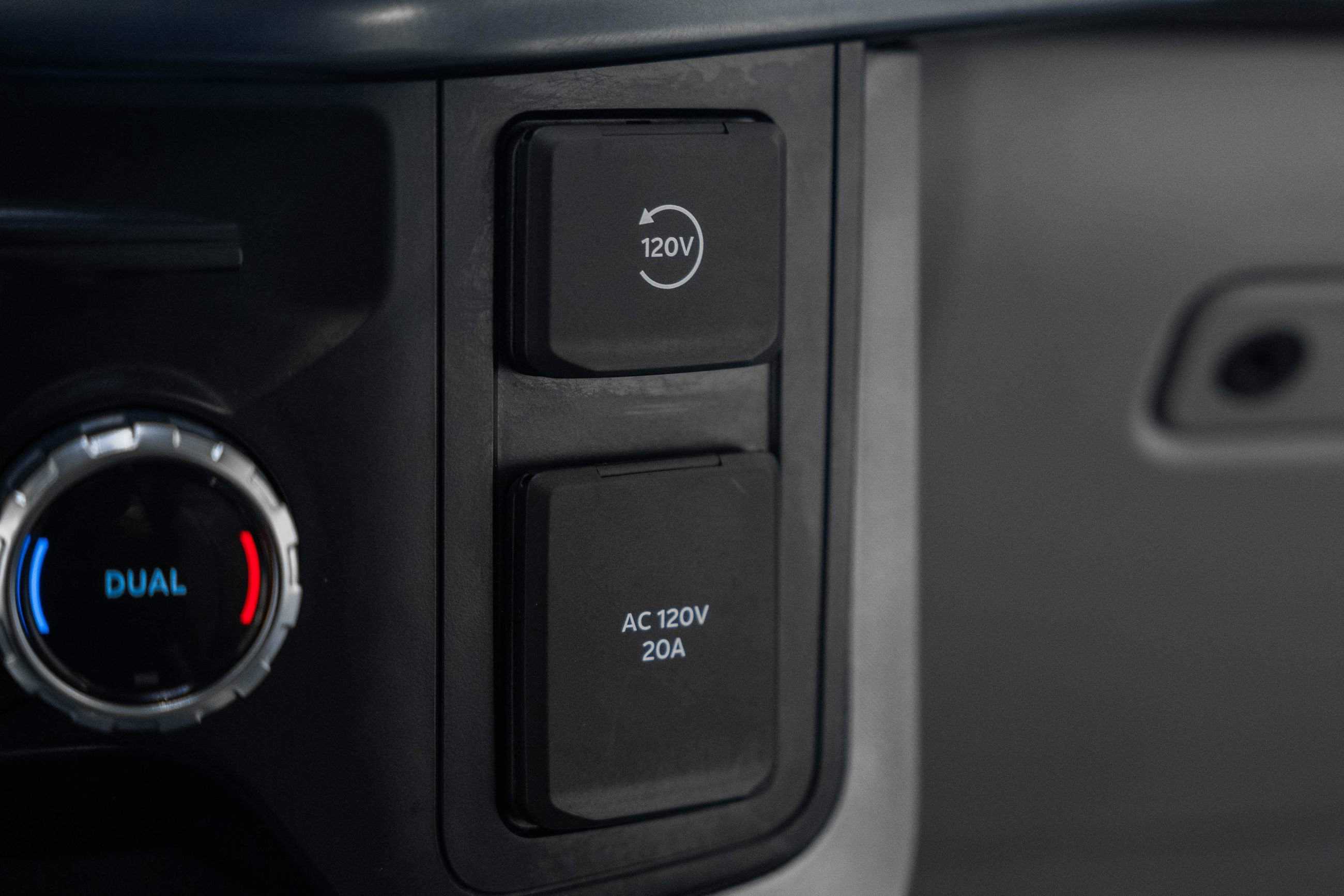 Certified 2023 Ford F150 Limited image 29