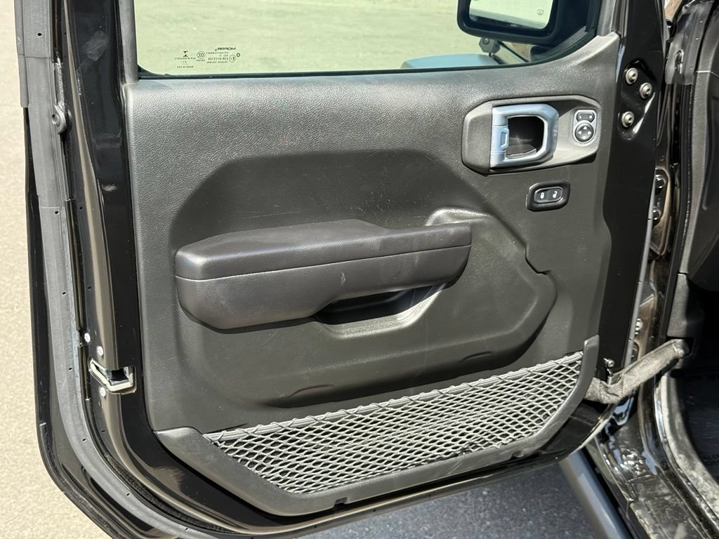 Used 2021 Jeep Wrangler Unlimited Sport AWD/4WD image 16