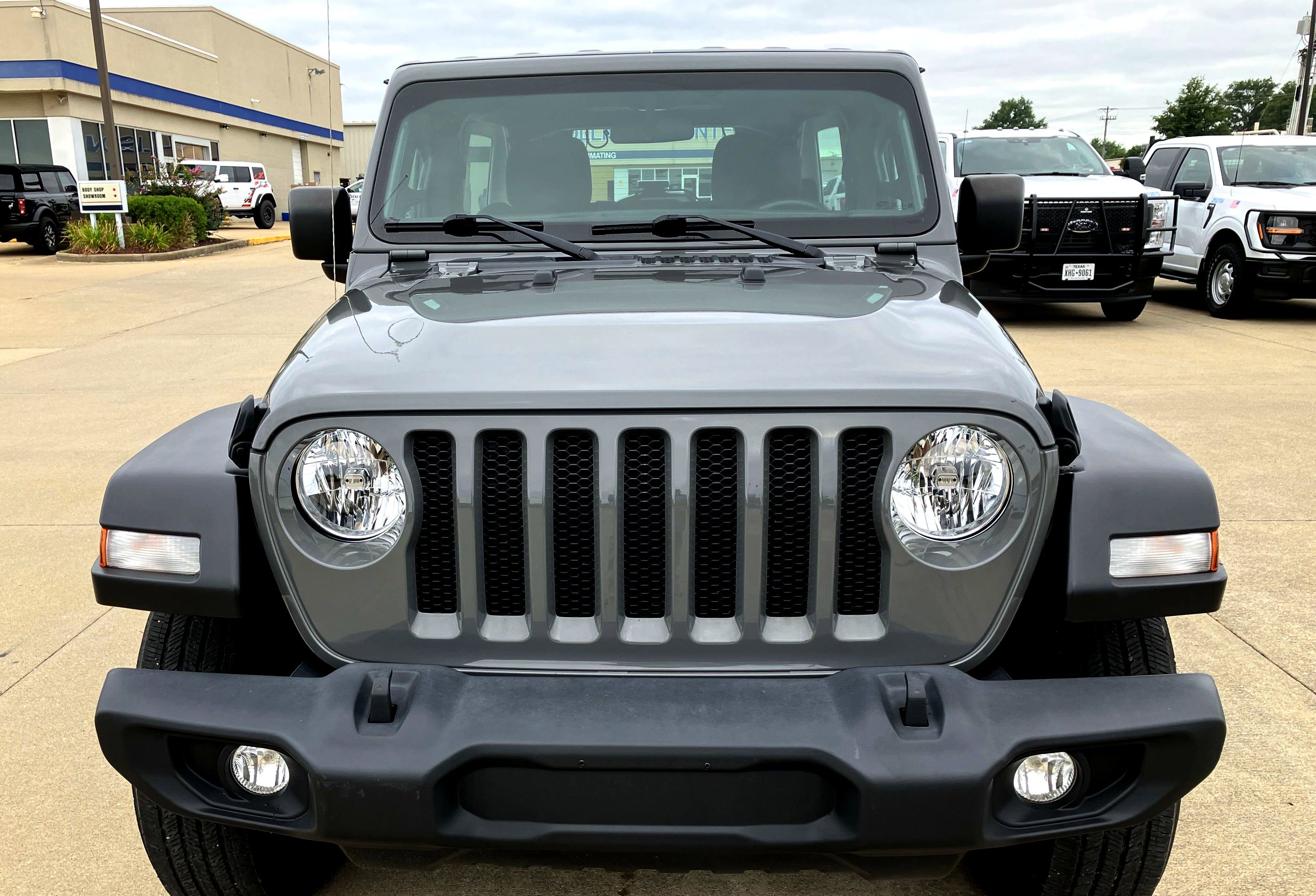 Used 2022 Jeep Wrangler Unlimited Sport image 8