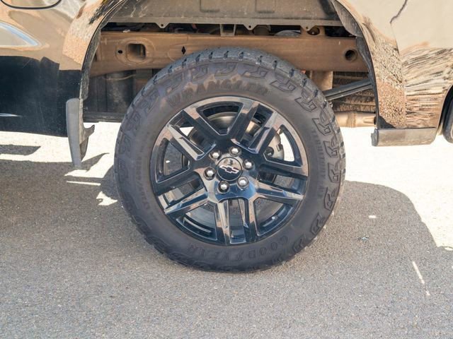 Used 2023 Chevrolet Silverado 1500 LT Trail Boss AWD/4WD image 12