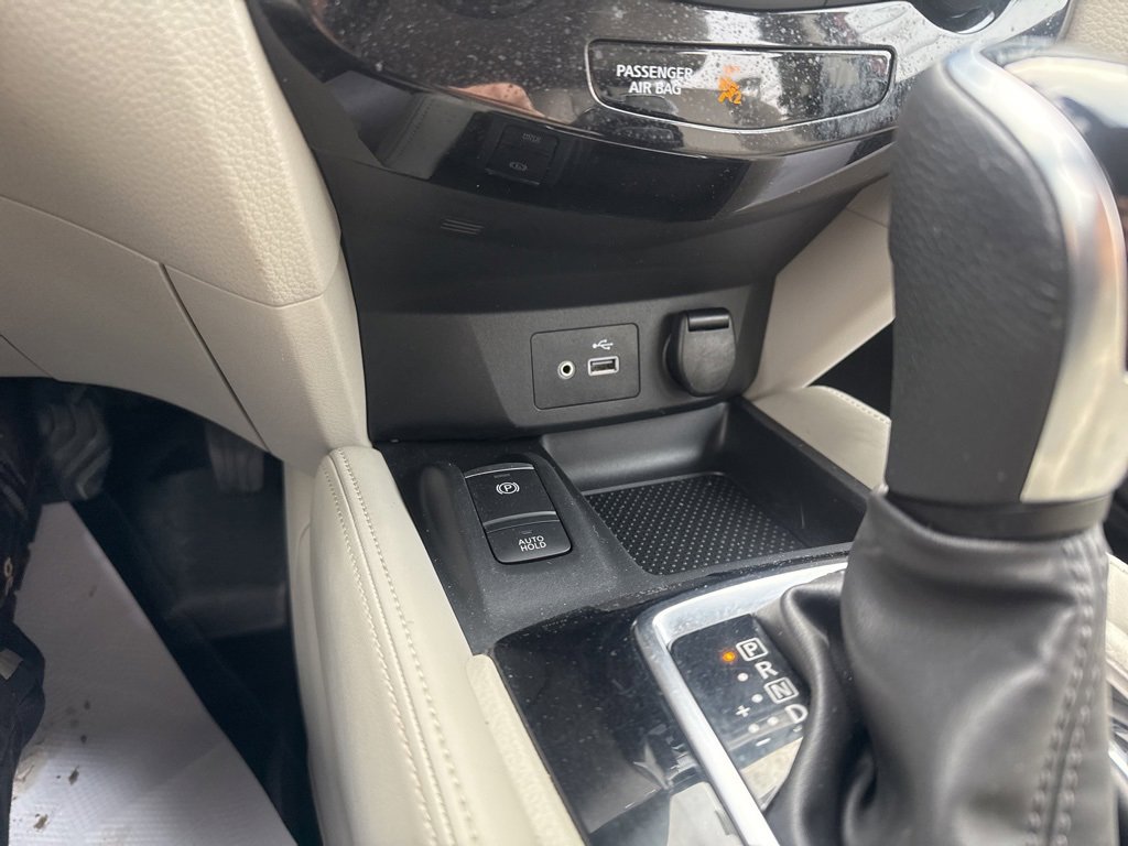 Used 2020 Nissan Rogue Sport SV w/ Technology Package image 17