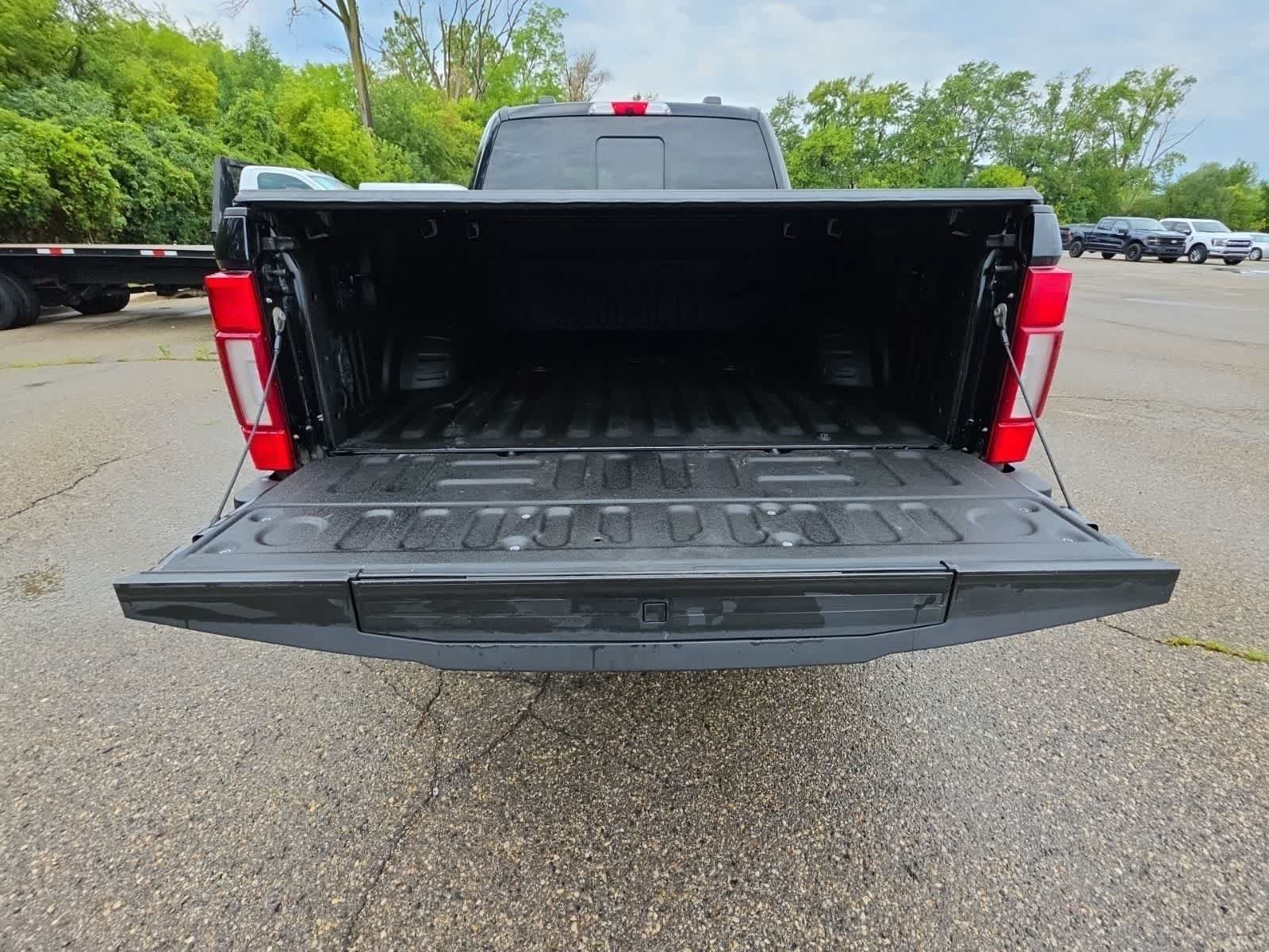 Certified 2020 Ford F250 Lariat AWD/4WD image 11