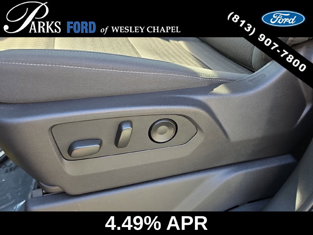 Used 2024 Chevrolet Silverado 1500 Custom w/ Turbomax Blackout Package AWD/4WD image 19