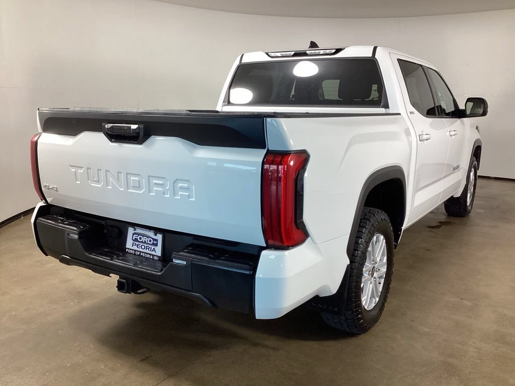 Used 2022 Toyota Tundra SR5 AWD/4WD image 5
